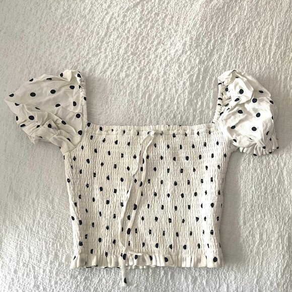 ✨ Polka Dot Smocked Blouse by Wilfred | Aritzia - Picture 2 of 6